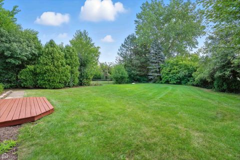 Tiny photo for 1113 Lockwood Drive, Buffalo Grove, IL 60089 (MLS # 12439225)