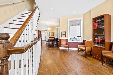 Tiny photo for 4403 S Prairie Avenue, Chicago, IL 60653 (MLS # 12589773)