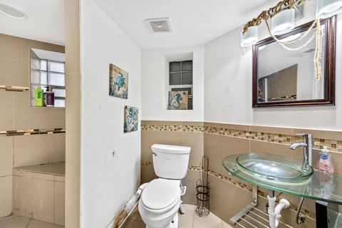 Tiny photo for 4403 S Prairie Avenue, Chicago, IL 60653 (MLS # 12589773)