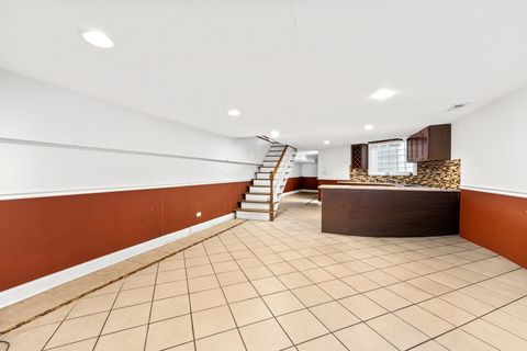 Tiny photo for 4403 S Prairie Avenue, Chicago, IL 60653 (MLS # 12589773)