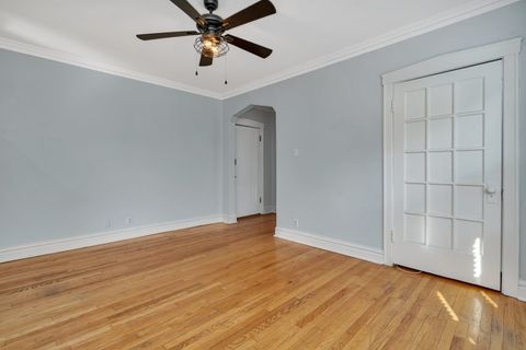 Tiny photo for 317 W Calendar Avenue #1A, La Grange, IL 60525 (MLS # 12654839)