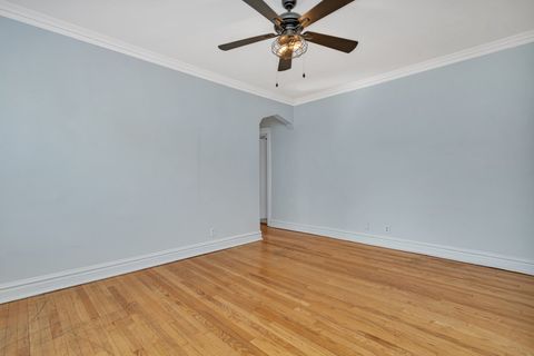 Tiny photo for 317 W Calendar Avenue #1A, La Grange, IL 60525 (MLS # 12654839)