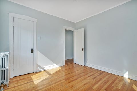 Tiny photo for 317 W Calendar Avenue #1A, La Grange, IL 60525 (MLS # 12654839)