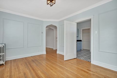 Tiny photo for 317 W Calendar Avenue #1A, La Grange, IL 60525 (MLS # 12654839)