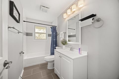 Tiny photo for 19901 Terrace Avenue, Lynwood, IL 60411 (MLS # 12472287)