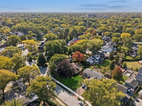 Tiny photo for 465 E Hillside Road, Naperville, IL 60540 (MLS # 12492534)