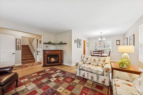 Tiny photo for 465 E Hillside Road, Naperville, IL 60540 (MLS # 12492534)