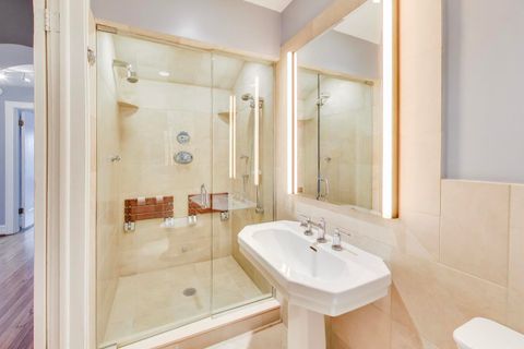 Tiny photo for 2041 W FARWELL Avenue #2E, Chicago, IL 60645 (MLS # 12603889)