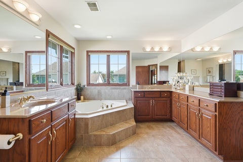 Tiny photo for 20015 Red Oak Drive, Mokena, IL 60448 (MLS # 12792763)