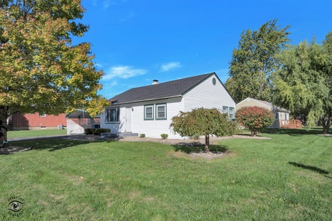 Tiny photo for 1071 E Broadway Street, Bradley, IL 60915 (MLS # 12783081)