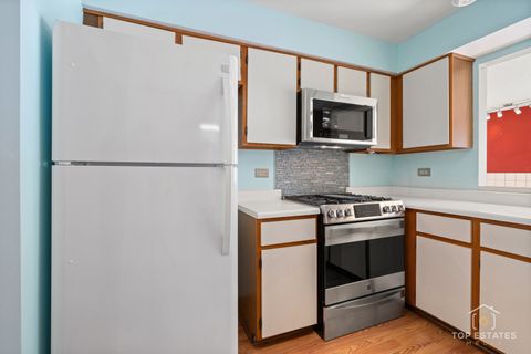 Tiny photo for 751 W Happfield Drive, Arlington Heights, IL 60004 (MLS # 12479185)