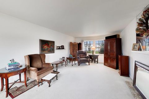 Tiny photo for 1111 E Greenwood Drive, Mount Prospect, IL 60056 (MLS # 12590663)