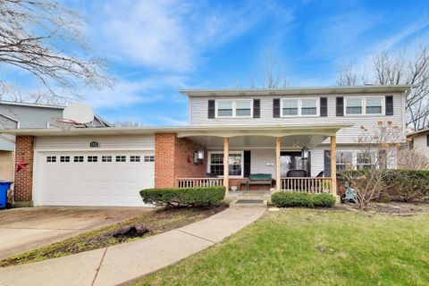 Tiny photo for 1111 E Greenwood Drive, Mount Prospect, IL 60056 (MLS # 12590663)