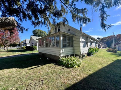 Tiny photo for 507 W 12th Street, Sterling, IL 61081 (MLS # 12505633)