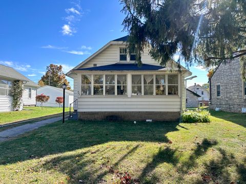 Tiny photo for 507 W 12th Street, Sterling, IL 61081 (MLS # 12505633)