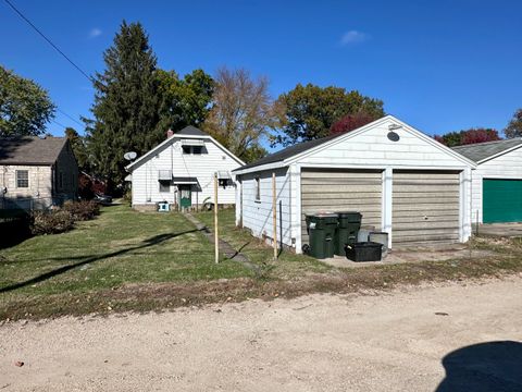 Tiny photo for 507 W 12th Street, Sterling, IL 61081 (MLS # 12505633)