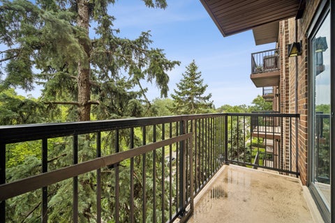 Tiny photo for 6525 N Nashville Avenue #403D, Chicago, IL 60631 (MLS # 12744894)