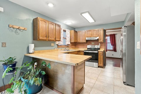 Tiny photo for 113 Queensbury Place, Poplar Grove, IL 61065 (MLS # 12797978)