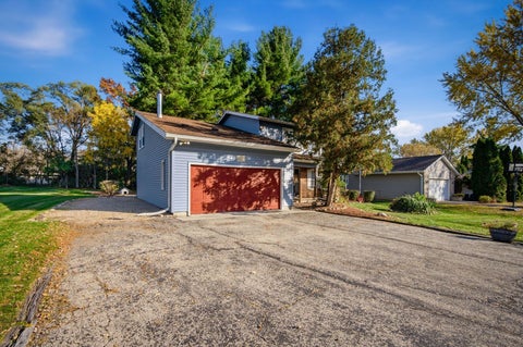 Tiny photo for 113 Queensbury Place, Poplar Grove, IL 61065 (MLS # 12797978)