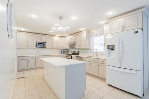 Tiny photo for 1314 Lismore Lane, Normal, IL 61761 (MLS # 12499674)