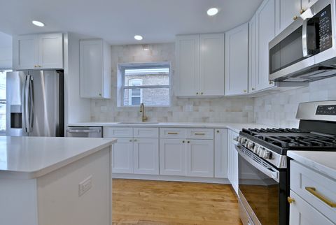 Tiny photo for 2429 Ridgeland Avenue, Berwyn, IL 60402 (MLS # 12548903)