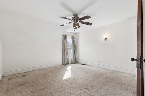 Tiny photo for 2808 Farnam Street, Davenport, IA 52803 (MLS # 12590808)