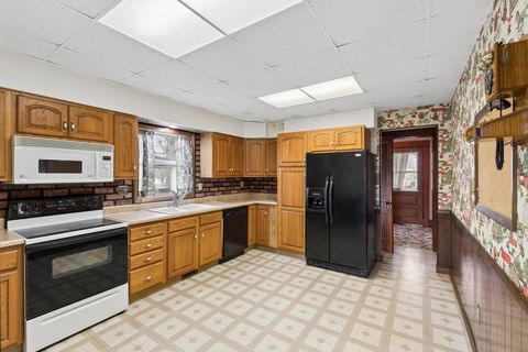 Tiny photo for 2808 Farnam Street, Davenport, IA 52803 (MLS # 12590808)