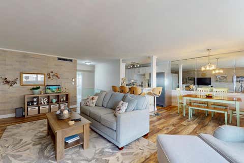 Tiny photo for 6301 N Sheridan Road #18E, Chicago, IL 60660 (MLS # 12718976)