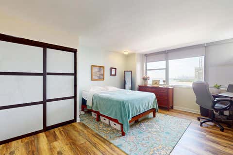 Tiny photo for 6301 N Sheridan Road #18E, Chicago, IL 60660 (MLS # 12718976)