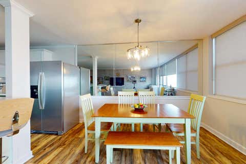 Tiny photo for 6301 N Sheridan Road #18E, Chicago, IL 60660 (MLS # 12718976)