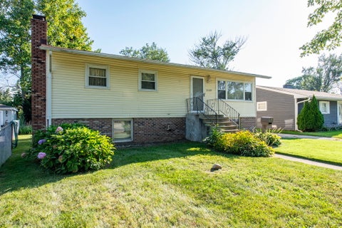 Tiny photo for 2109 W Pacific Avenue, Waukegan, IL 60085 (MLS # 12761734)