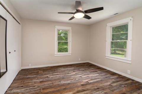 Tiny photo for 1010 W Jefferson Street, Carbondale, IL 62901 (MLS # 12652165)