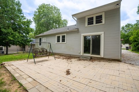Tiny photo for 1010 W Jefferson Street, Carbondale, IL 62901 (MLS # 12652165)