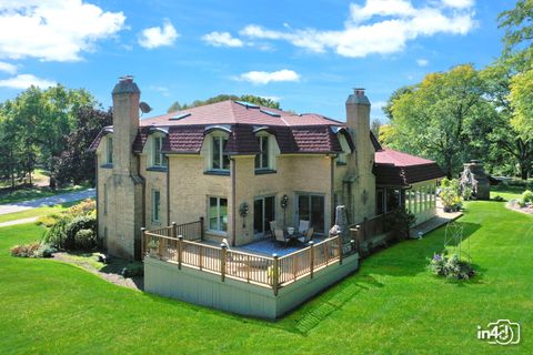 Tiny photo for 590 Windsor Circle, Inverness, IL 60067 (MLS # 12469659)