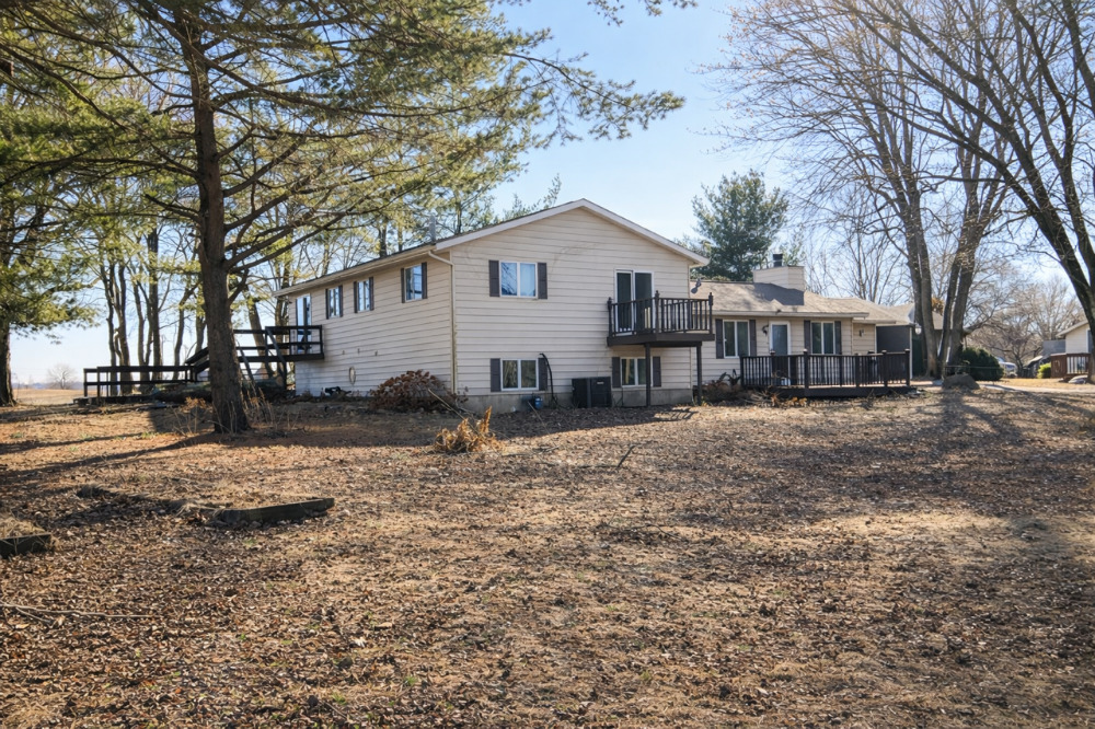 602 N 29th Road