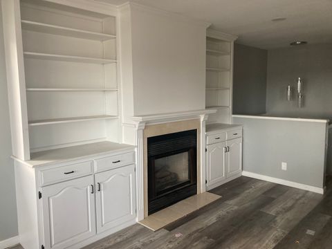 Tiny photo for 602 N 29th Road, Lasalle, IL 61301 (MLS # 12568854)