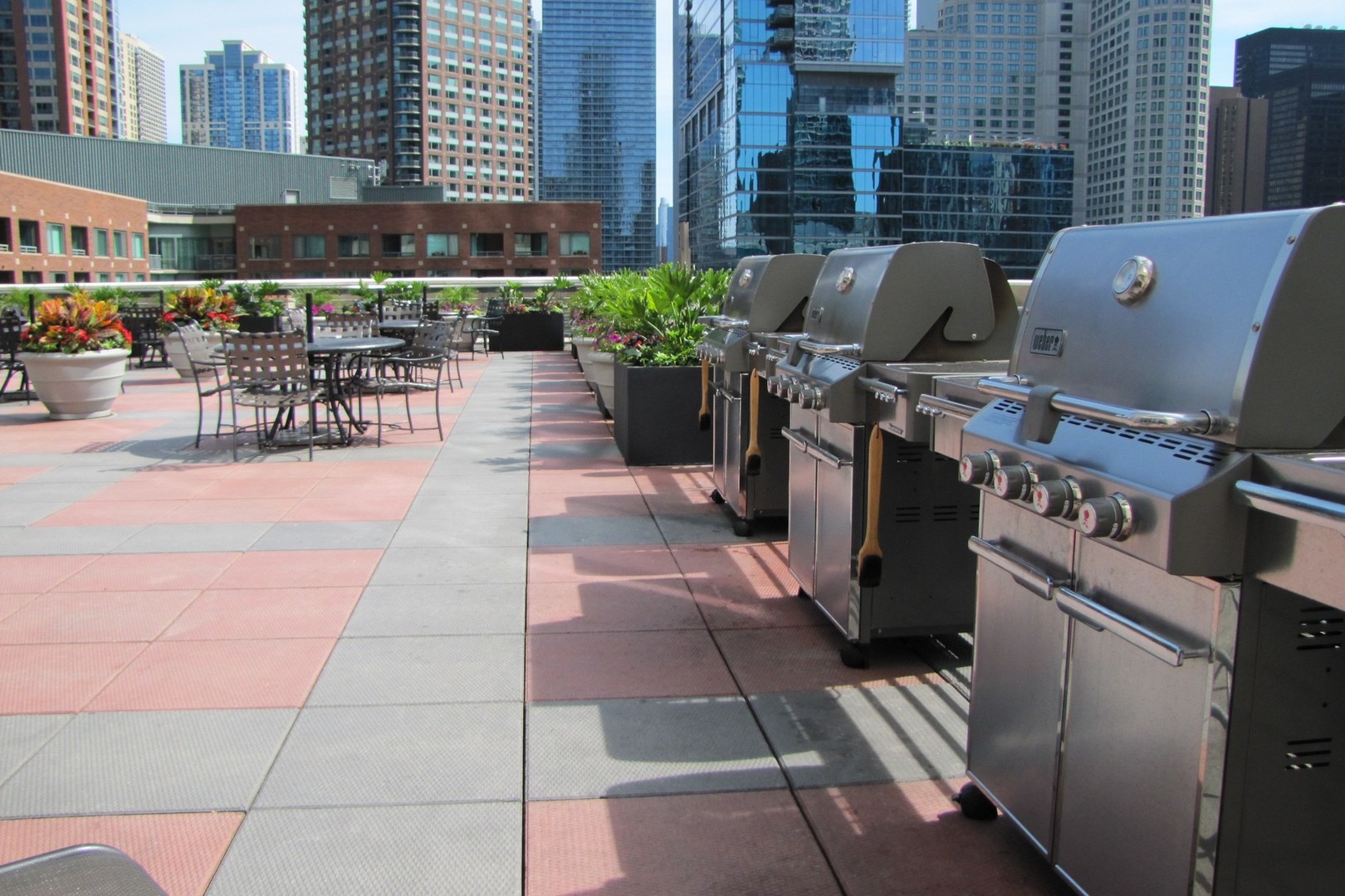 512 N McClurg Court 2501