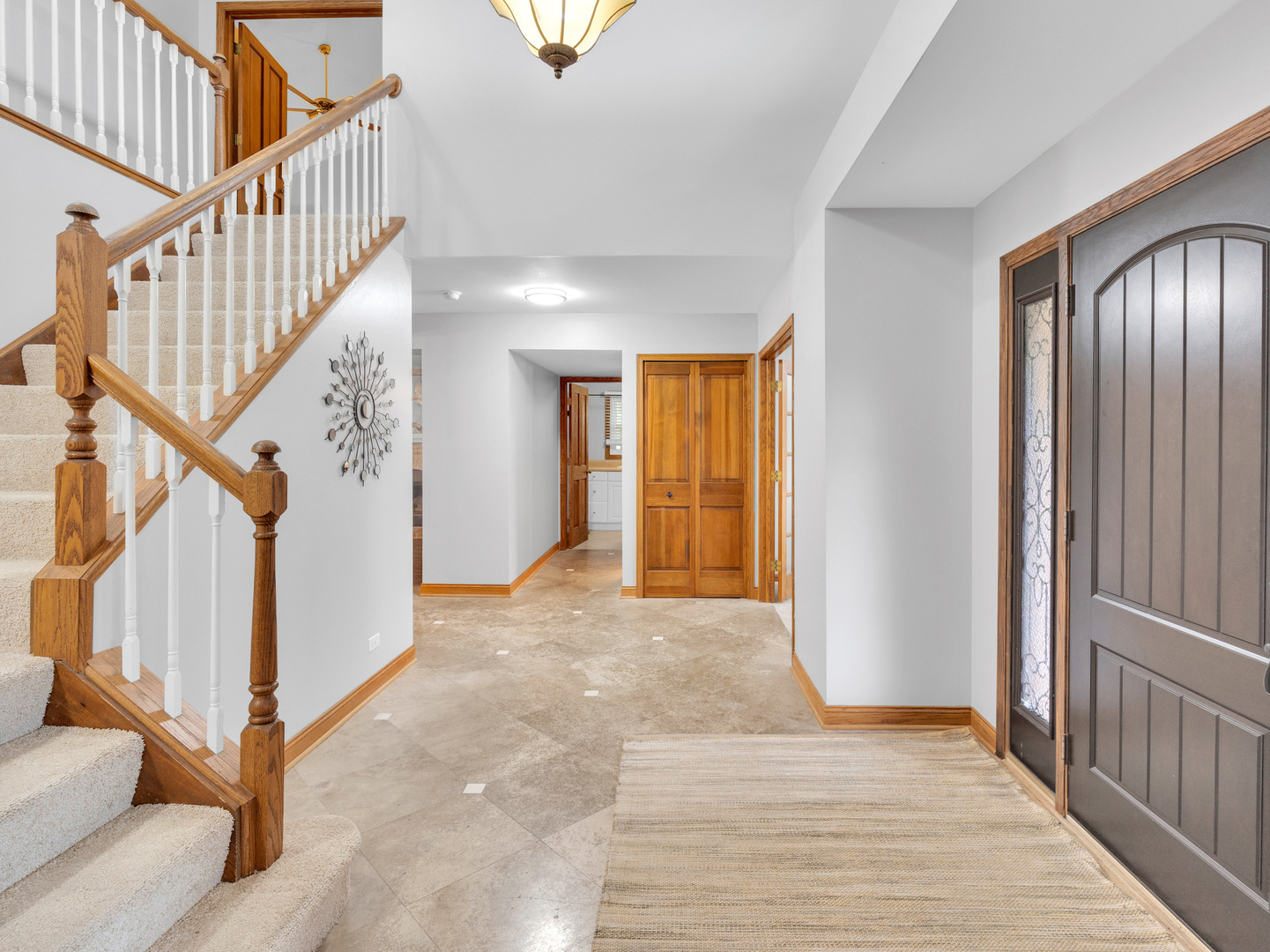 904 Warwick Lane