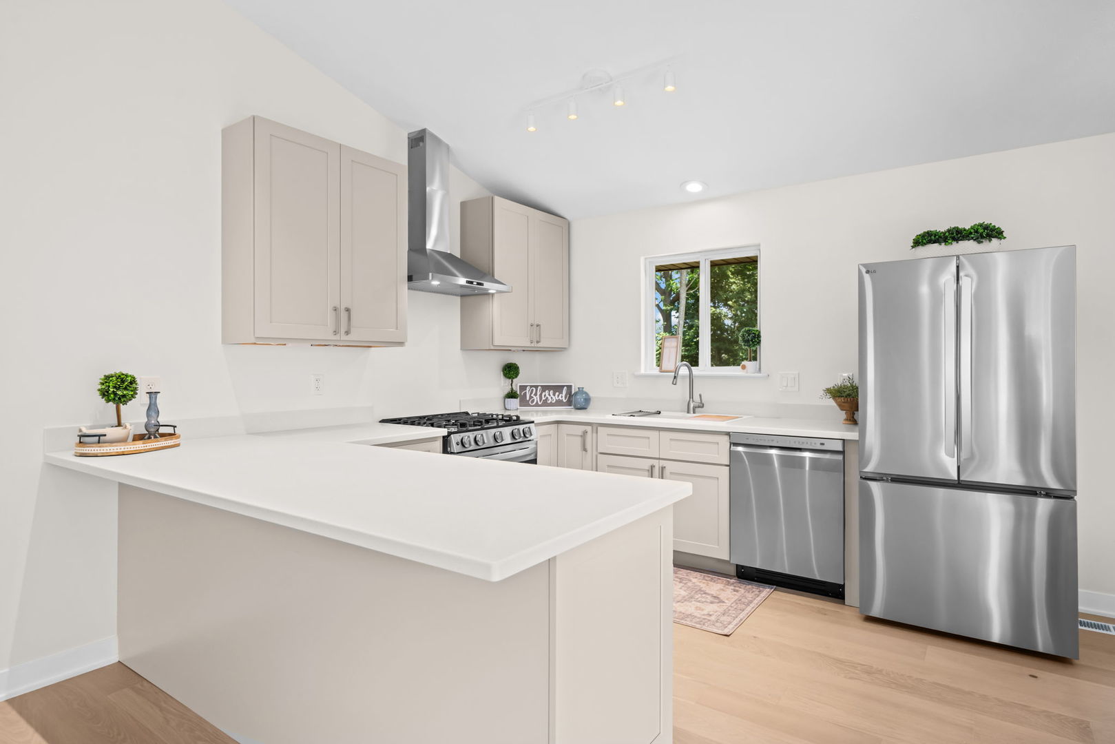 3210 Piper Court