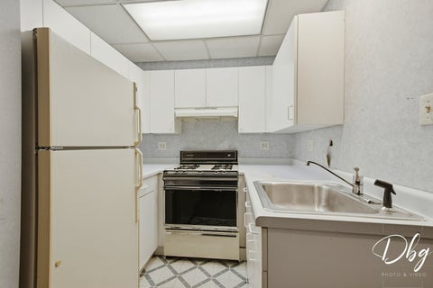 Tiny photo for 941 W CAMBRIDGE Court, Grayslake, IL 60030 (MLS # 12773819)