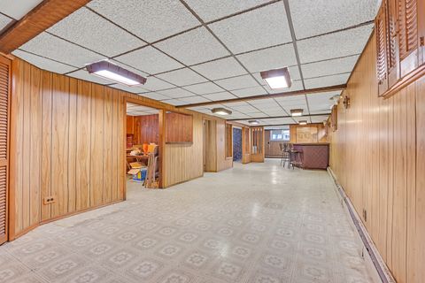 Tiny photo for 4414 N Nagle Avenue, Harwood Heights, IL 60706 (MLS # 12610714)