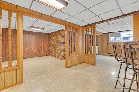 Tiny photo for 4414 N Nagle Avenue, Harwood Heights, IL 60706 (MLS # 12610714)