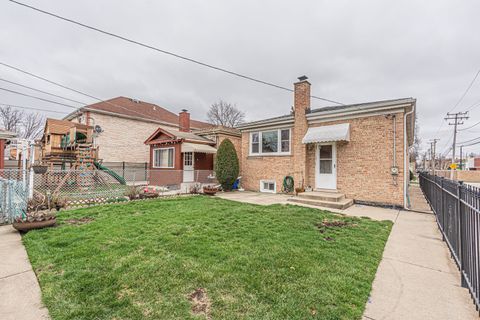 Tiny photo for 4414 N Nagle Avenue, Harwood Heights, IL 60706 (MLS # 12610714)