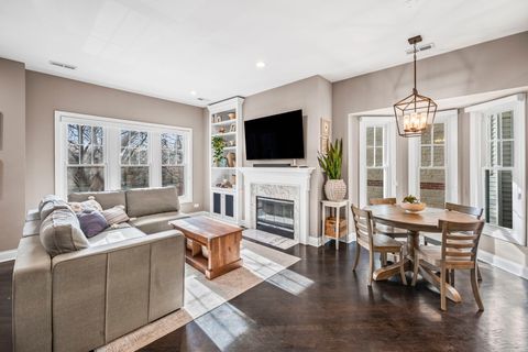 Tiny photo for 1318 W Fletcher Street #2W, Chicago, IL 60657 (MLS # 12590550)