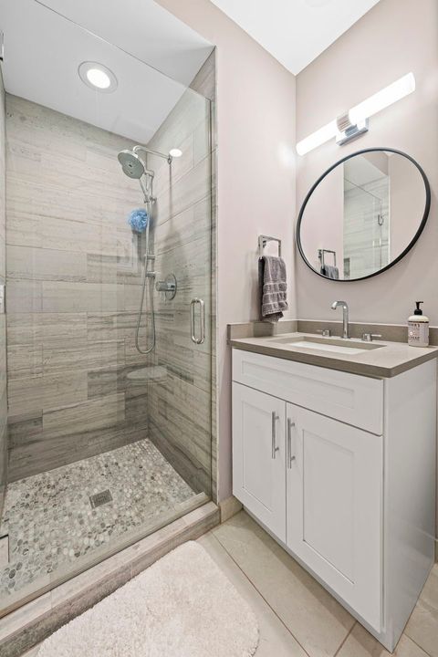 Tiny photo for 1318 W Fletcher Street #2W, Chicago, IL 60657 (MLS # 12590550)