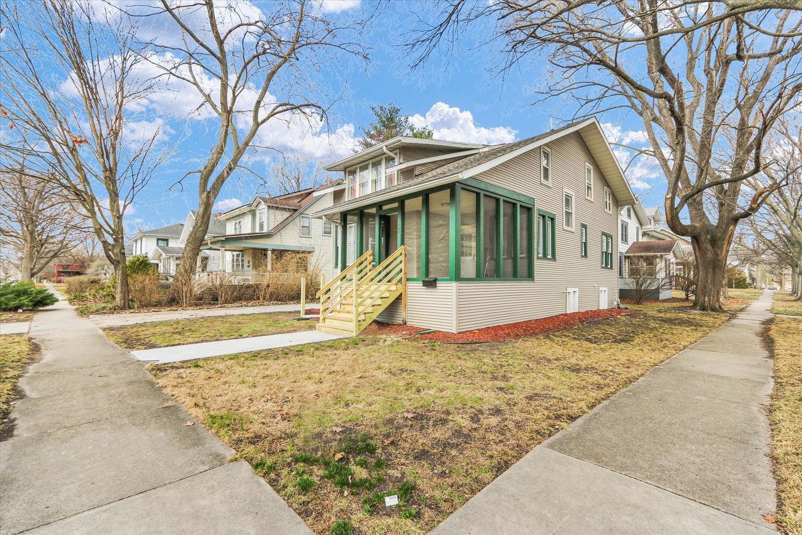 502 W John Street