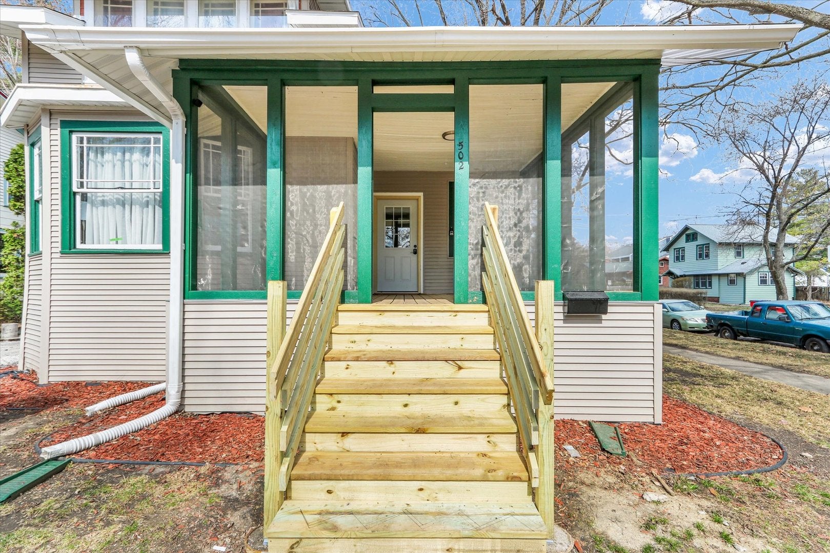 502 W John Street