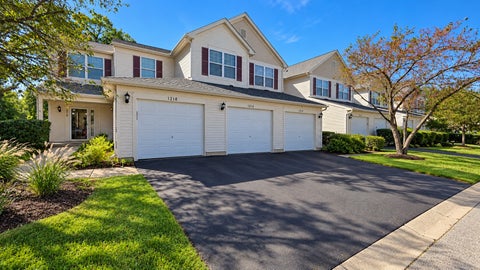Tiny photo for 1216 N Brookdale Drive #1216, Carpentersville, IL 60110 (MLS # 12780598)