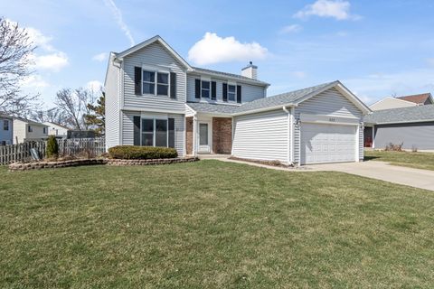 Photo of 832 Kansas Street, Carol Stream, IL 60188 (MLS # 12582143)