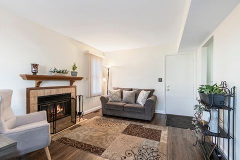 Tiny photo for 832 Kansas Street, Carol Stream, IL 60188 (MLS # 12582143)